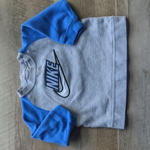12m Nike Sweatshirt